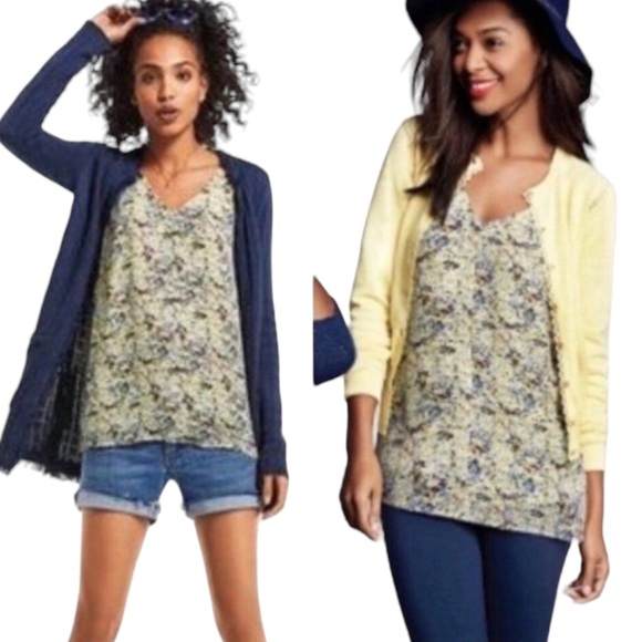 CAbi Tops - EUC CAbi Floral Scatter Print Tank Top (GMH-R)